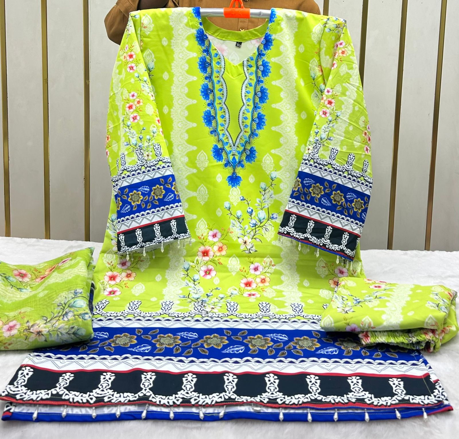 প্রিমিয়াম জমজম ১০০% কটন ডিজিটাল প্রিন্ট থ্রি-পিস সেট – জমকালো এমব্রয়ডারি ও কাটওয়ার্ক ডিজাইন।
